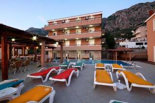 Гостевой дом Guest House Đurašević Свети-Стефан-0